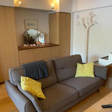 Duplex House Walk To Town Holiday home